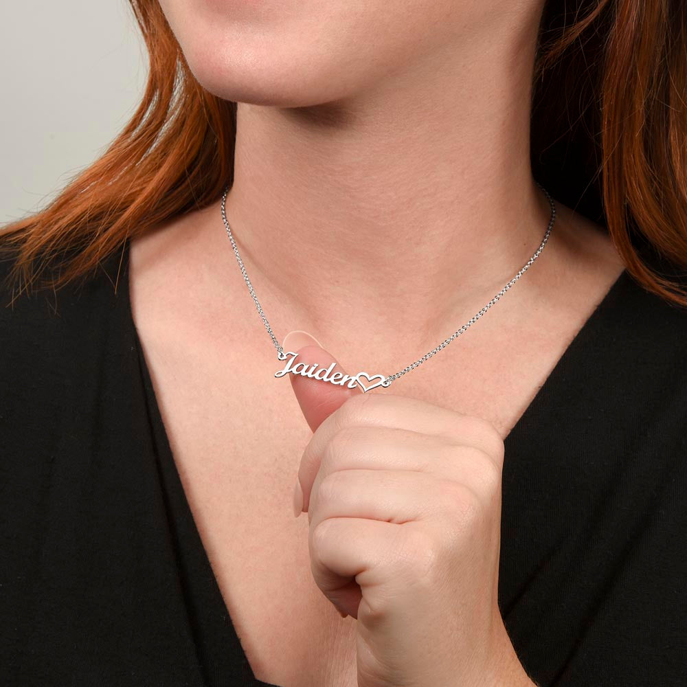 Soulmate Heart Name Necklace – Personalized Minimalist Gift for Valentine’s Day & Special Moments!